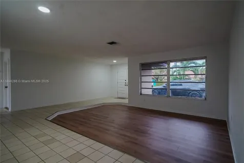 9744 SW 4th Terrace Miami FL 33174