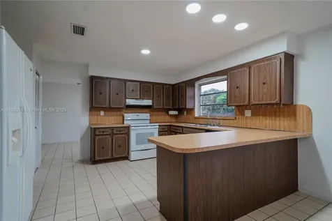 9744 SW 4th Terrace Miami FL 33174