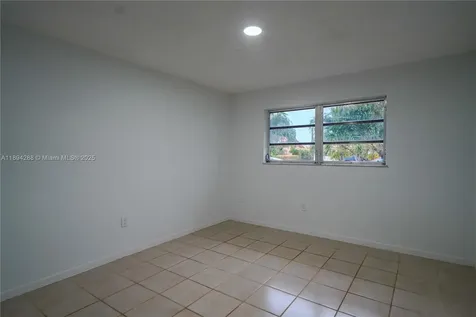9744 SW 4th Terrace Miami FL 33174