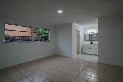9744 SW 4th Terrace Miami FL 33174