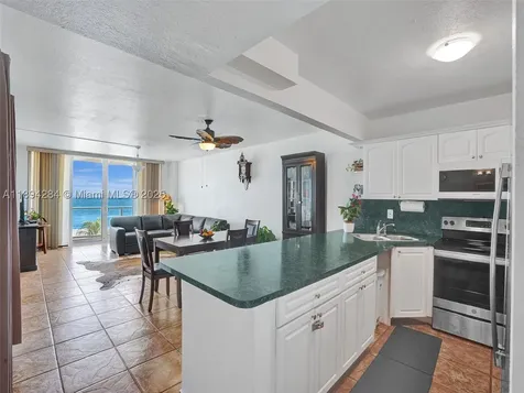 5601 Collins Avenue Miami Beach FL 33140