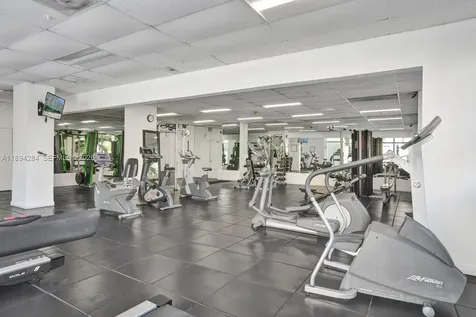5601 Collins Avenue Miami Beach FL 33140