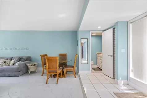 9450 Live Oak Place Davie FL 33324