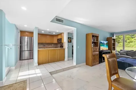 9450 Live Oak Place Davie FL 33324