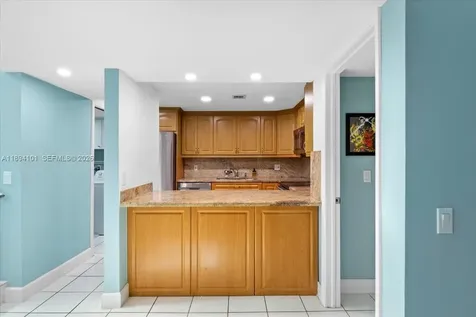 9450 Live Oak Place Davie FL 33324