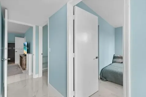 9450 Live Oak Place Davie FL 33324
