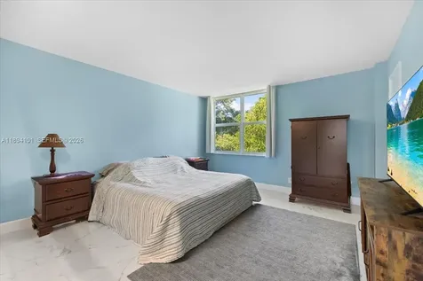 9450 Live Oak Place Davie FL 33324