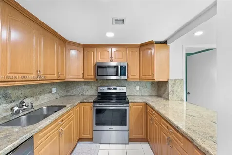 9450 Live Oak Place Davie FL 33324