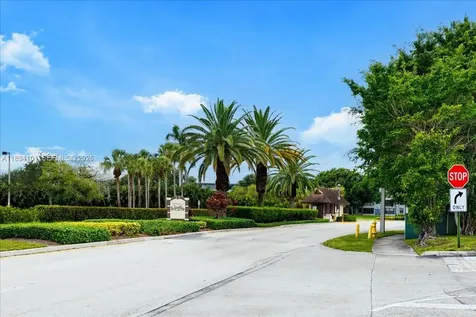 9450 Live Oak Place Davie FL 33324