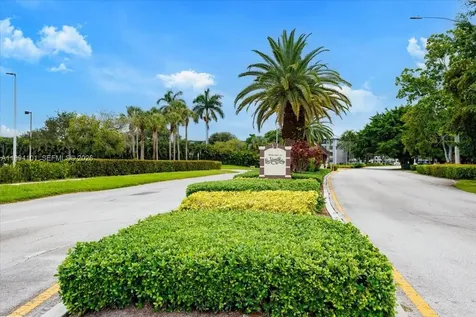 9450 Live Oak Place Davie FL 33324