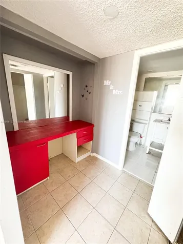 2025 NE 164th Street North Miami Beach FL 33162