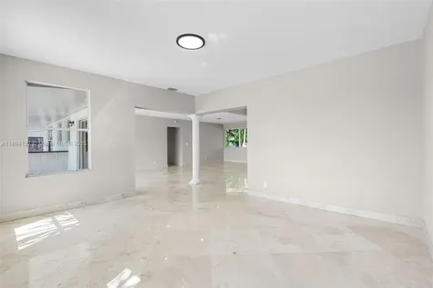 230 SE 9th Street Pompano Beach FL 33060
