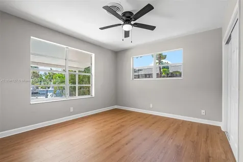 230 SE 9th Street Pompano Beach FL 33060