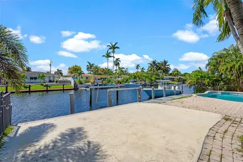 230 SE 9th Street Pompano Beach FL 33060