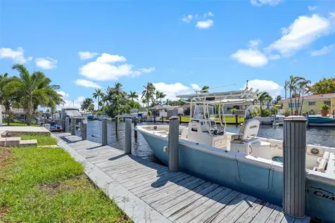 230 SE 9th Street Pompano Beach FL 33060