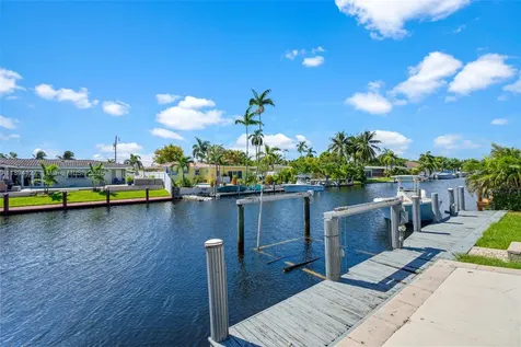 230 SE 9th Street Pompano Beach FL 33060