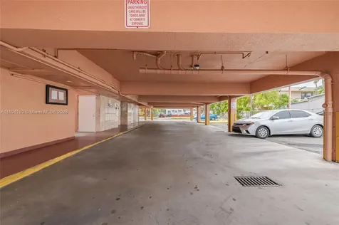 420 NW 12th Avenue Miami FL 33128