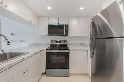 420 NW 12th Avenue Miami FL 33128
