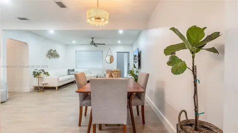 1015 NE 119th Street North Miami FL 33161