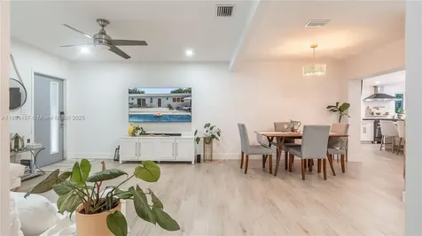 1015 NE 119th Street North Miami FL 33161