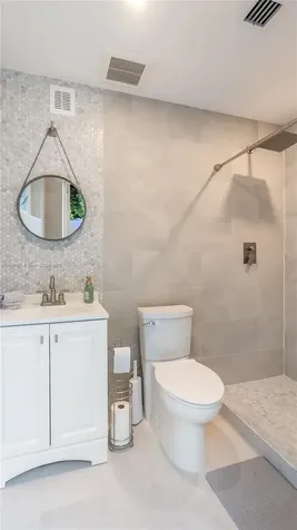 1015 NE 119th Street North Miami FL 33161