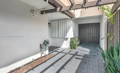 6850 NW 2nd Avenue Boca Raton FL 33487