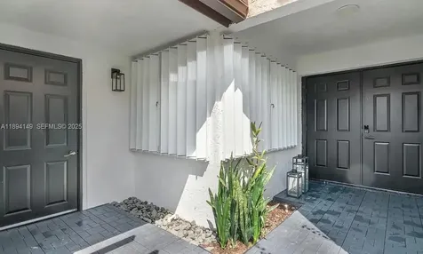 6850 NW 2nd Avenue Boca Raton FL 33487