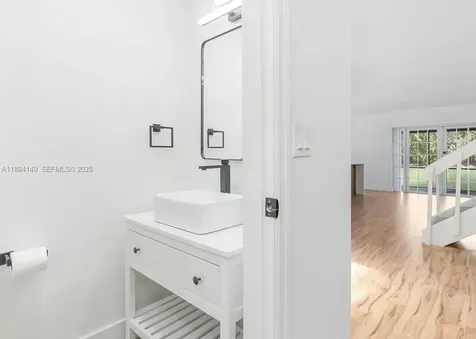 6850 NW 2nd Avenue Boca Raton FL 33487