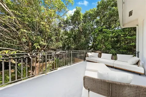 871 NE 81st Street Miami FL 33138