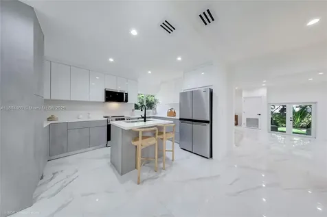 871 NE 81st Street Miami FL 33138