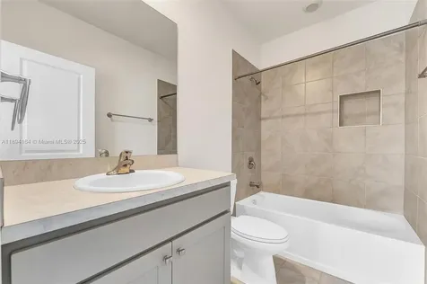 450 NE 13th Street Florida City FL 33034