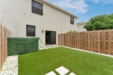 450 NE 13th Street Florida City FL 33034