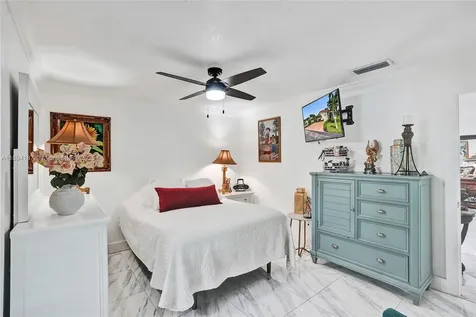 3401 SW 114th Court Miami FL 33165