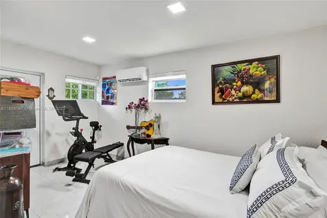 3401 SW 114th Court Miami FL 33165