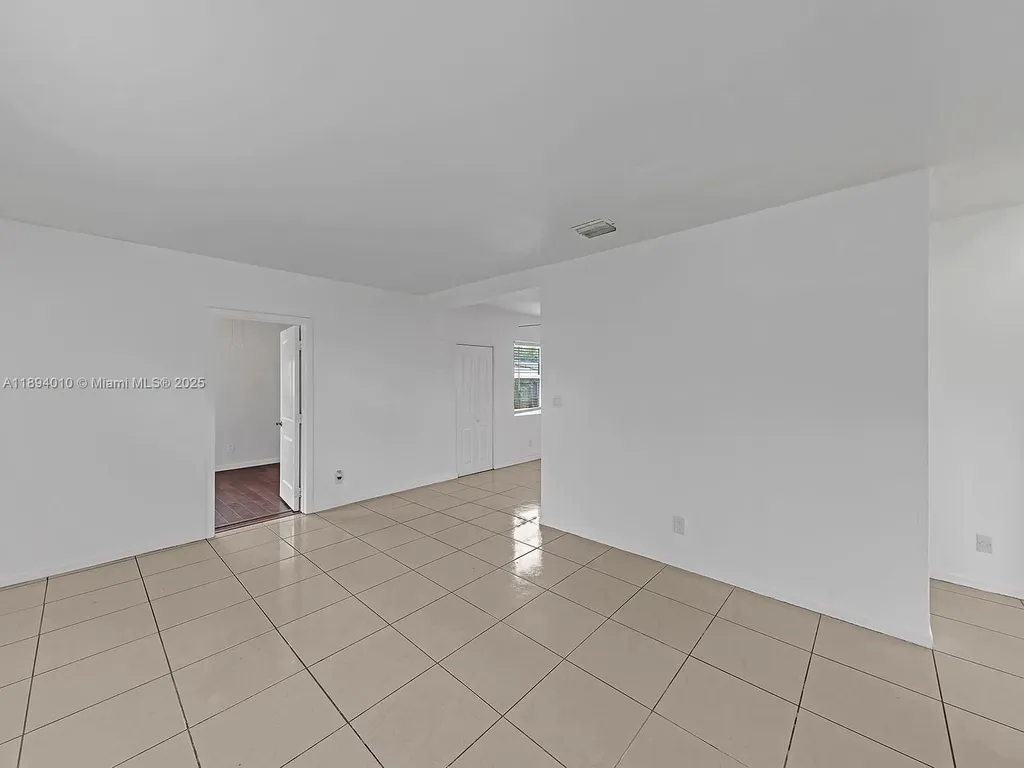 1636 NE 15th Avenue Fort Lauderdale FL 33305