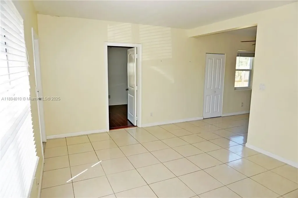 1636 NE 15th Avenue Fort Lauderdale FL 33305