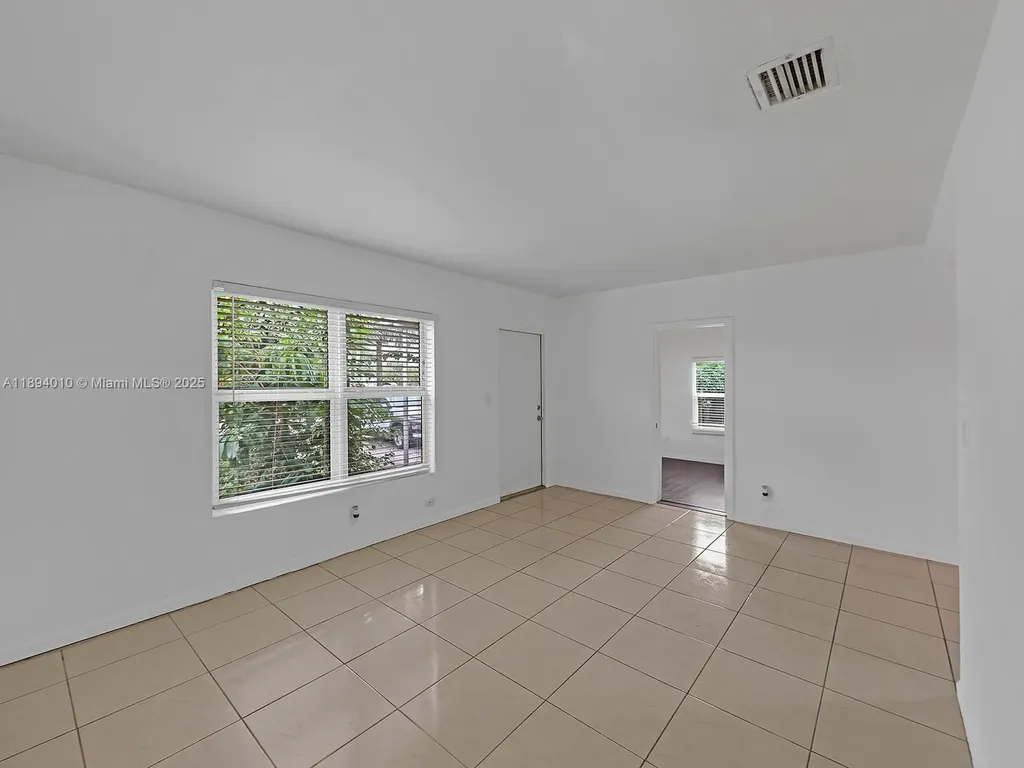 1636 NE 15th Avenue Fort Lauderdale FL 33305