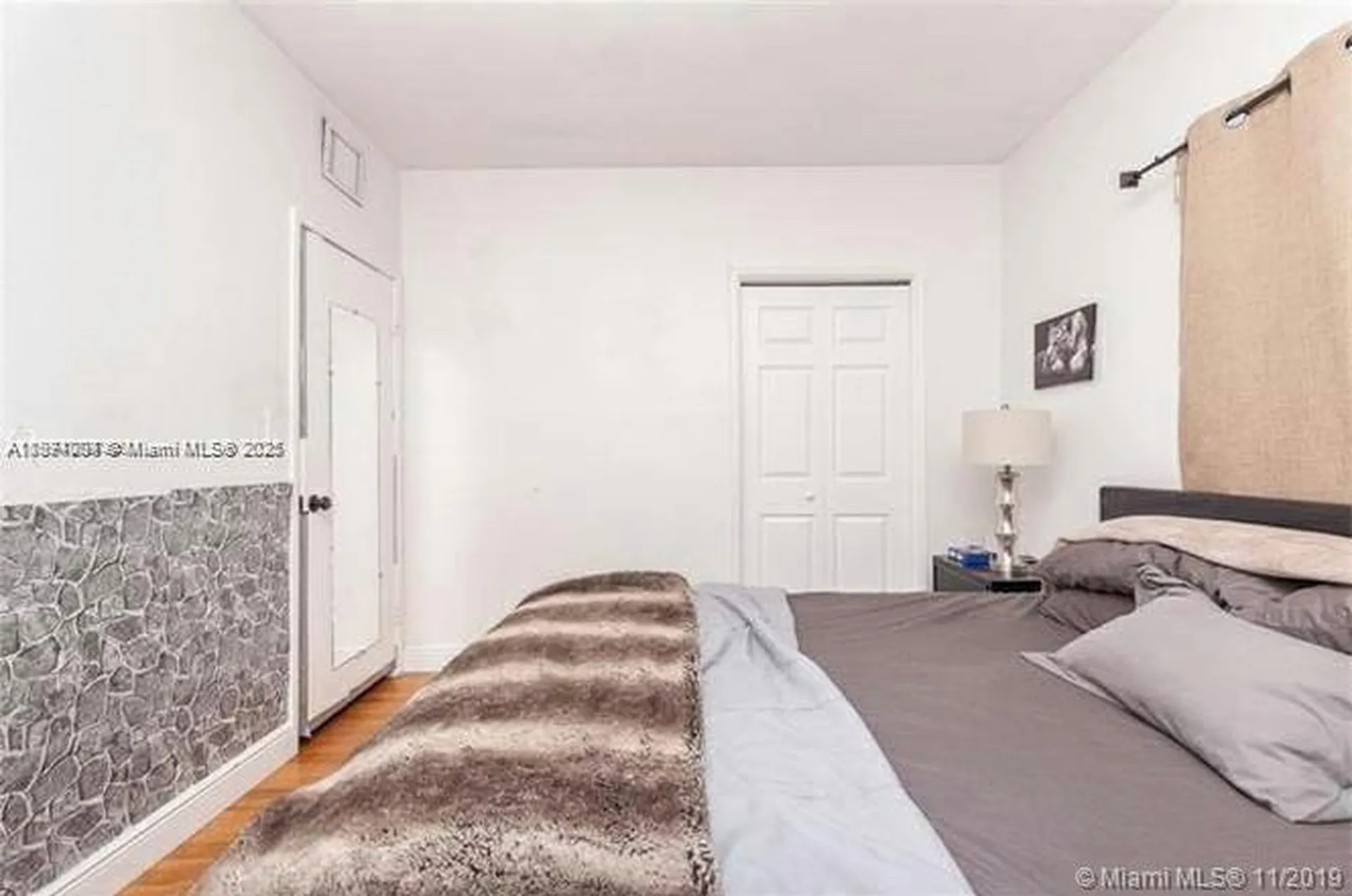 1025 NE 17th Way Fort Lauderdale FL 33304