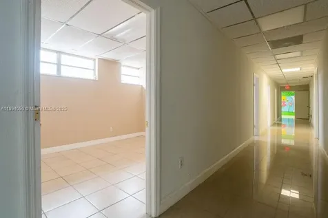 1901 NW 7th Street Miami FL 33125