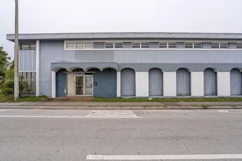 1901 NW 7th Street Miami FL 33125