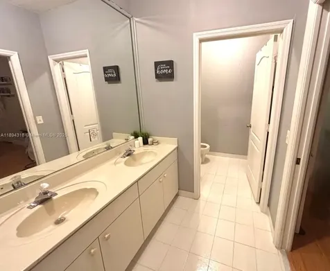 8922 SW 108th Place Miami FL 33176