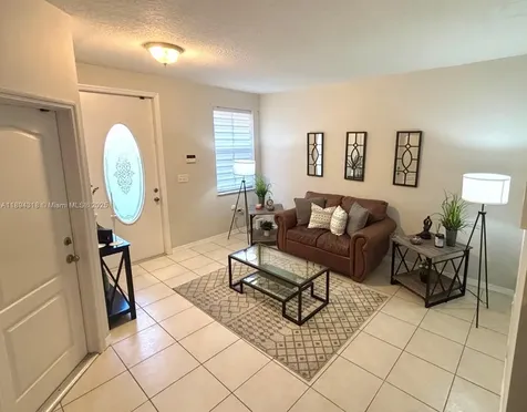 8922 SW 108th Place Miami FL 33176