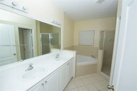 174 NE 32nd Terrace Homestead FL 33033