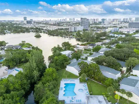 19440 NE 26th Avenue Miami FL 33180