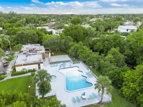 19440 NE 26th Avenue Miami FL 33180