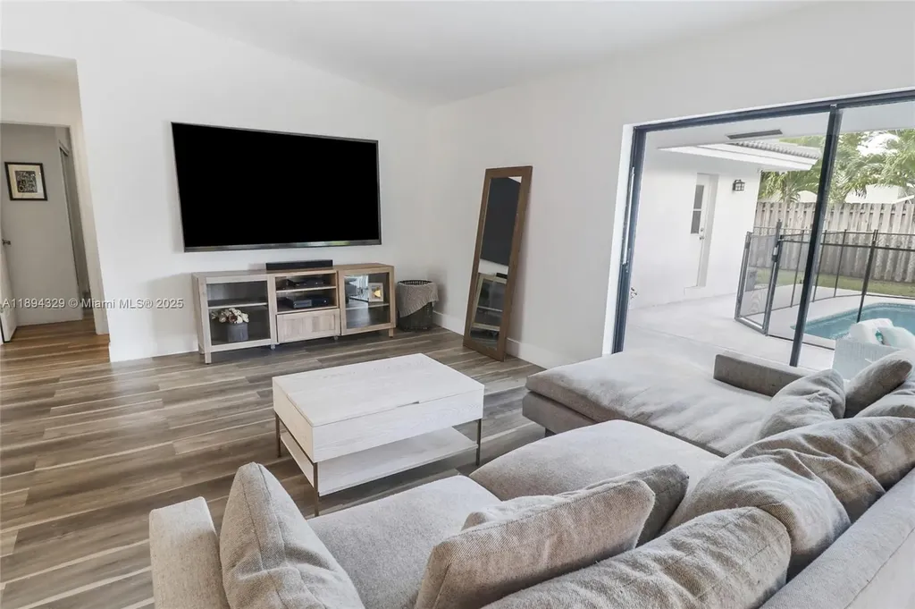 11197 NW 21st Street Coral Springs FL 33071