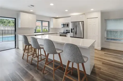 11197 NW 21st Street Coral Springs FL 33071