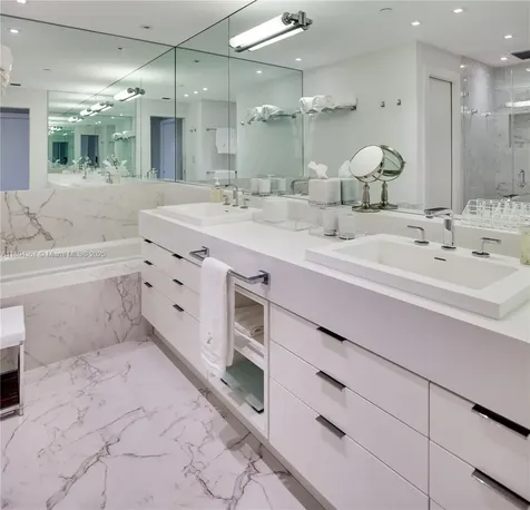 19222 Fisher Island Drive Miami Beach FL 33109