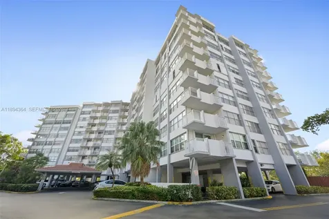1300 NE Miami Gardens Drive Miami FL 33179