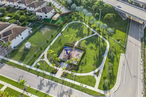 25511 SW 108th Court Homestead FL 33032